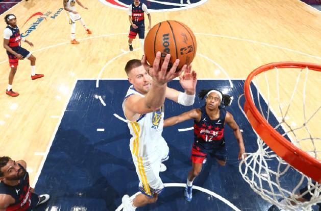 波尔津吉斯复出高效砍30分 勇士送奇才12连败