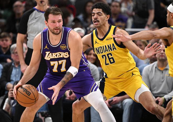 湖人客场掀翻步行者 三巨头兼容成夺冠关键