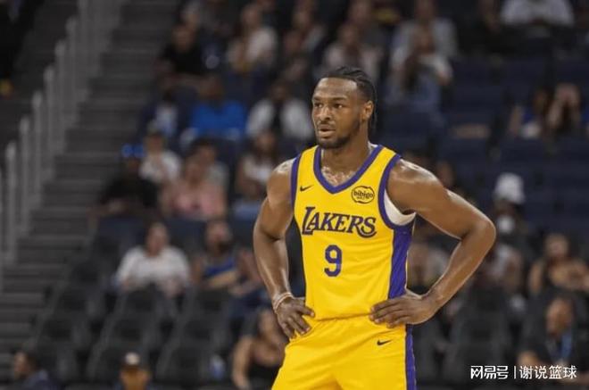 南湾湖人提前锁定常规赛西部榜首 布朗尼26分获