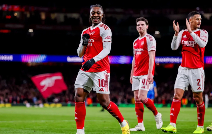 阿森纳欧冠淘汰赛力克勒沃库森追平不败赛季胜