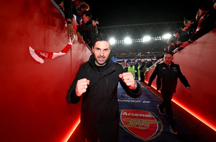 阿森纳欧冠淘汰赛力克勒沃库森追平不败赛季胜