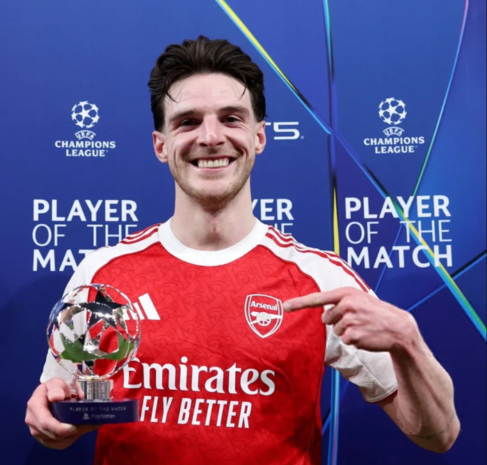 阿森纳欧冠淘汰赛力克勒沃库森追平不败赛季胜