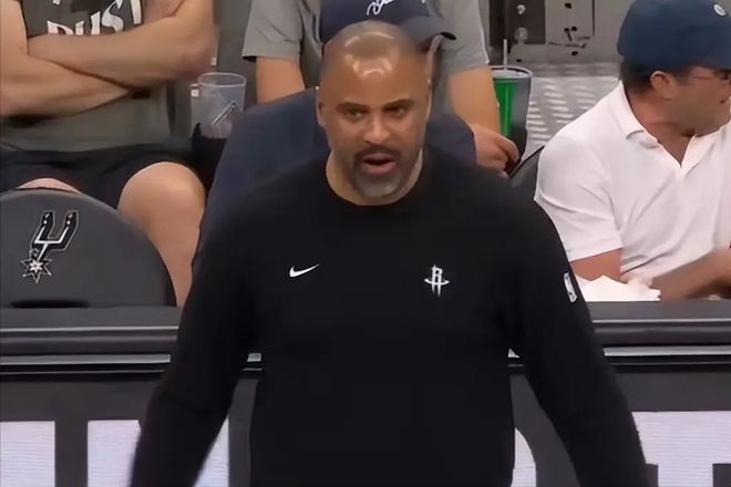 马刺145-120大胜火箭 创单场失分纪录 文班亚马统